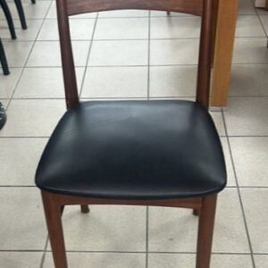 Καρέκλα Ξύλινη (500/2071)