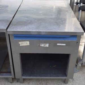 Πάγκος Ερμάριο 70x94x85 (615/1086/746)