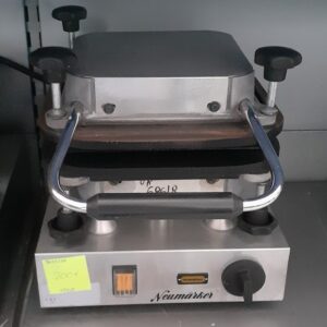 Βαφλιέρα Neumarker 2.2Kw 30x32x32 Eκ. (686/8)