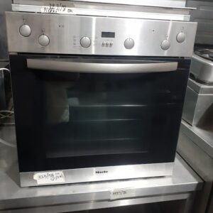 Φούρνος Με Εντοιχιζόμενες Εστίες 55x53x58εκ (323/18)