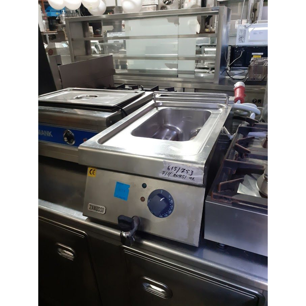 Επαγγελματική Φριτέζα Αερίου Zanussi ,Μεταχειρισμένο προϊόν.(615/753)